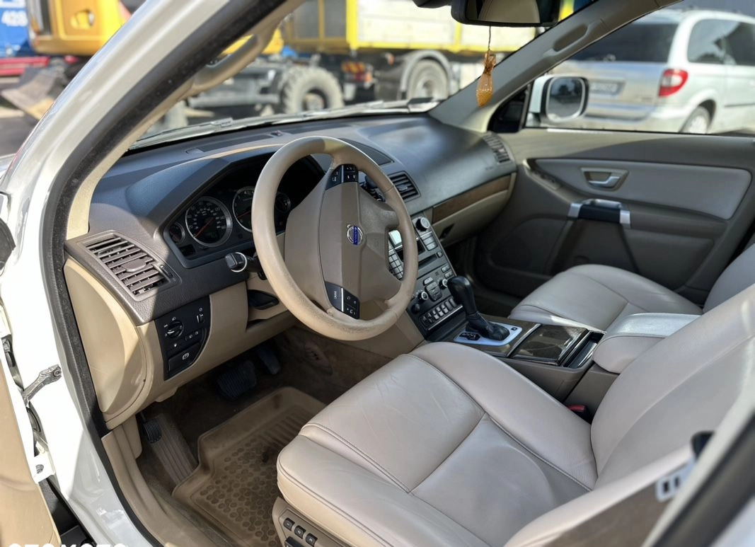 Volvo XC 90 cena 45000 przebieg: 302000, rok produkcji 2011 z Warszawa małe 106